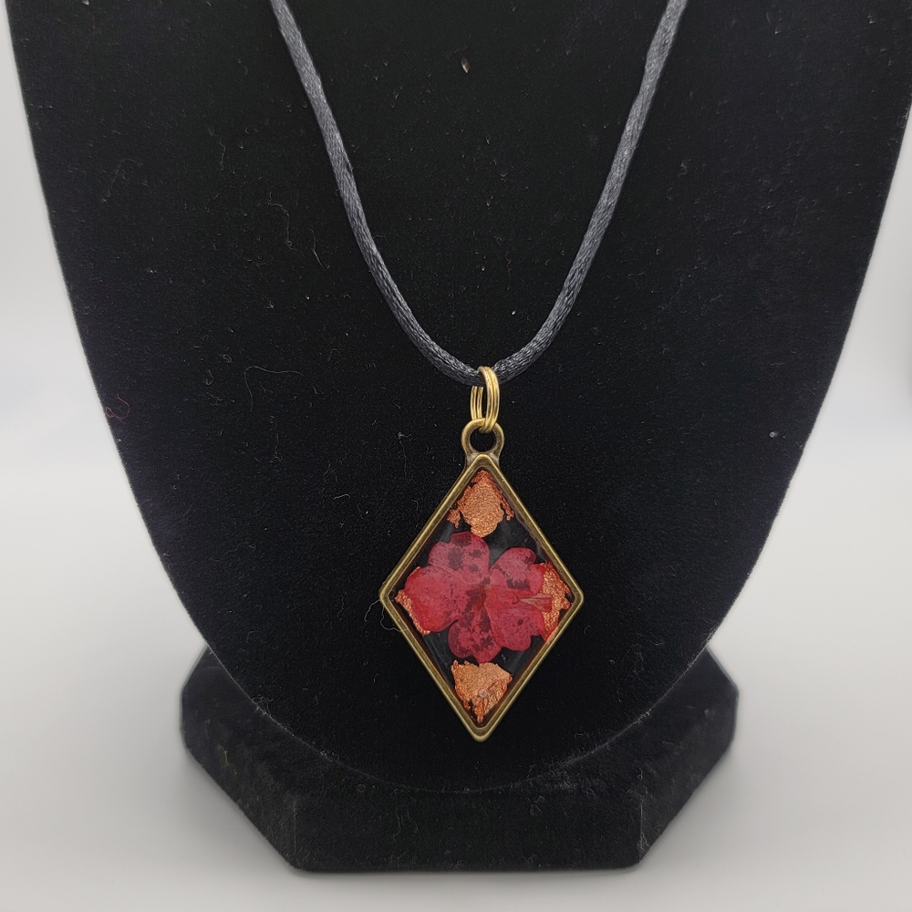 Handmade floral Necklace